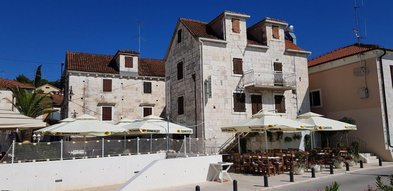 Lastin Dvor Rogoznica  Exterior foto